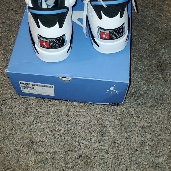 COPY - Nike, Air Jordan - Picture 3 of 5